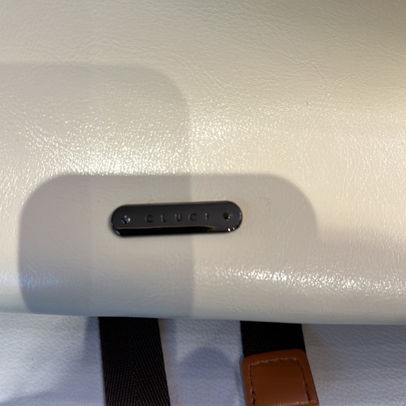 BRAND NEW Cluci knapsack in cream and camel colours. - Picture 3 of 8